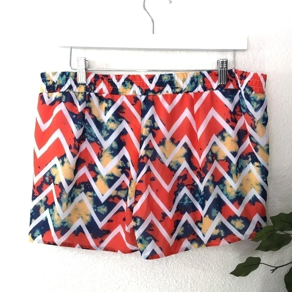 NWT Rewind Colorful White Zig Zag Shorts